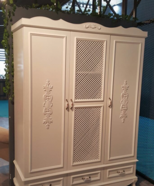 Распашные двери с декоративными накладками Кызылорда
